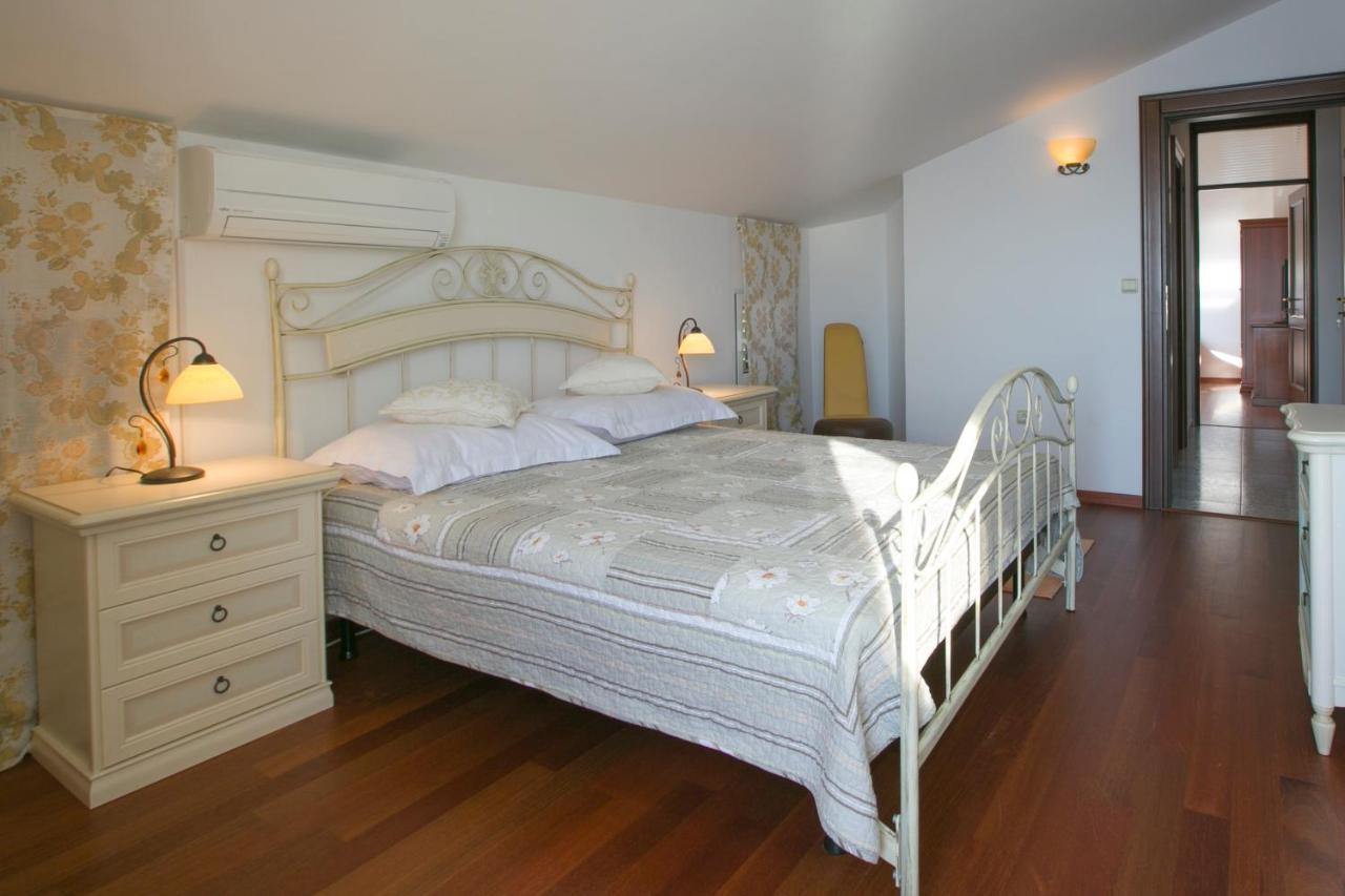 Royal Holiday Apartments Sveti Stefan Exterior foto